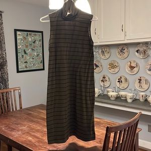 Old Navy turtleneck sleeveless dress